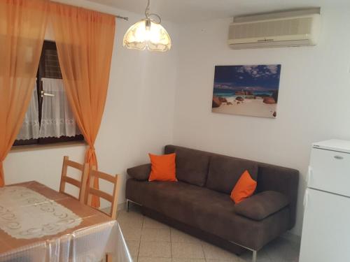 Two Bedroom Apartment with Terrace no 1