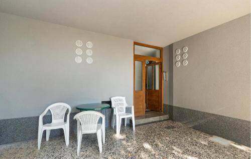 2 Bedroom Beautiful Apartment In Rijeka