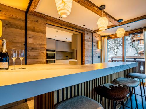 Appartement de luxe avec spa privé et accès au SPA de la résidence - FR-1-613-89