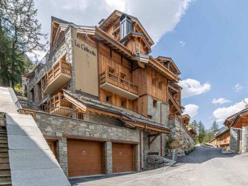 Appartement de standing avec cheminée et WiFi à Val-d'Isère