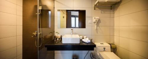Ένα μπάνιο στο Meriton Hotel Nha Trang