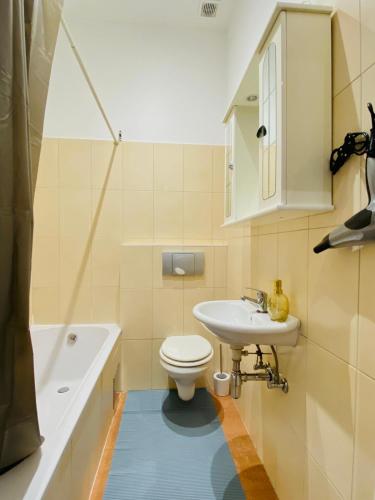 Comfortable 1BR Apartment By Westbahnhof
