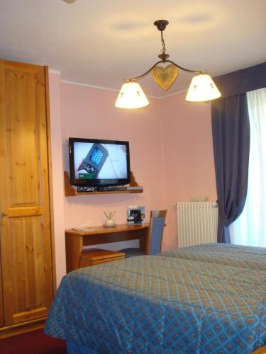 Μια τηλεόραση ή/και κέντρο ψυχαγωγίας στο Hotel Edelweiss