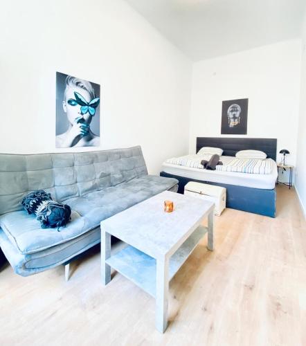 Beautiful 5BR shared Apartment 7 Min to Westbahnhof