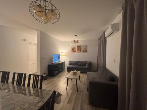 Luxury Inn 2BR at prime location in Madinaty B6