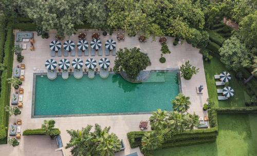 an overhead view of a swimming pool at a resort at Shangri-La Eros New Delhi in New Delhi