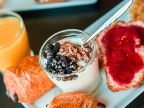 Jídlo v hotelu nebo okolí