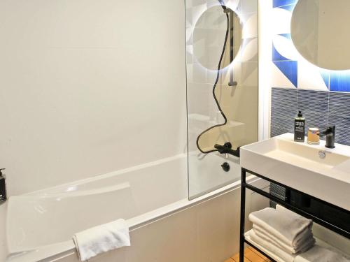 Ванная комната в ibis Styles Saint Malo Centre Historique