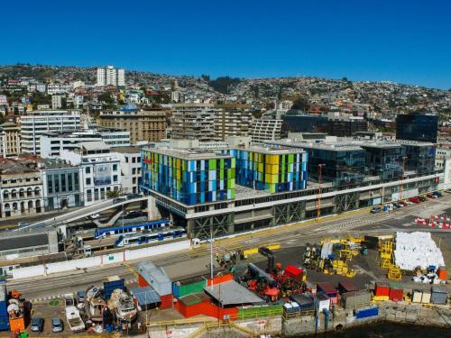Nespecifikovaný výhled na destinaci Valparaíso nebo výhled na město při pohledu z hotelu