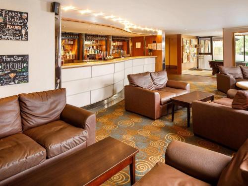 Un lugar para sentarse en Mercure Hull Grange Park Hotel