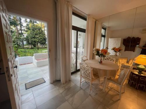 Urb. La Alcazaba, Puerto Banus / Marbella photo 6