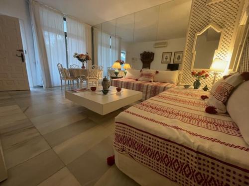Urb. La Alcazaba, Puerto Banus / Marbella photo 8