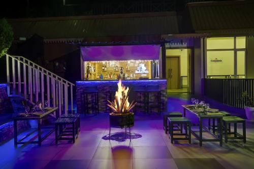 Fotografie z fotogalerie ubytování Cygnett Resort Mountain Breeze v destinaci Nainital