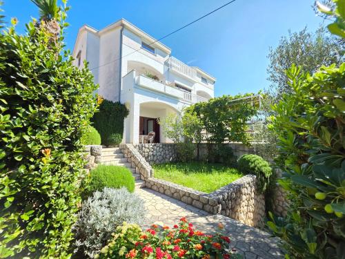 BOTI Apartments with terrace