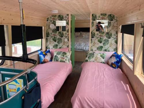 Gallery image of Ballinadee Bus - Boutique Bus Accommodation in Ballinadee