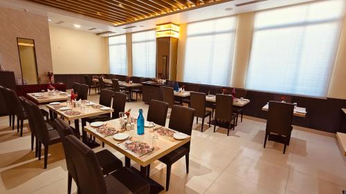 Zona de estar de ASR Parklane, A Bergamont Hotel - Hosur