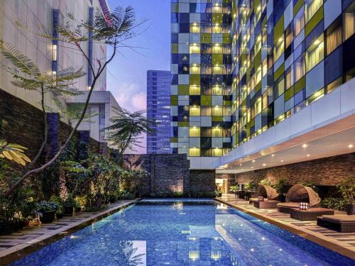 Πισίνα στο ή κοντά στο Grand Mercure Jakarta Harmoni