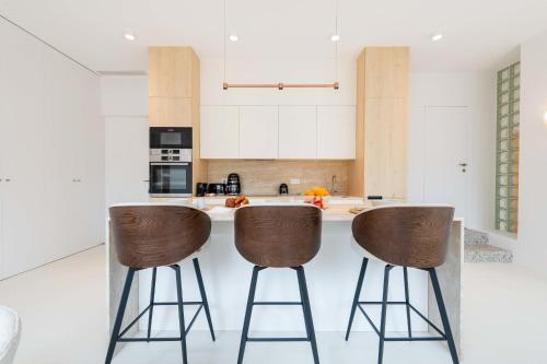 3-Br Attic Duplex Heart of Cannes