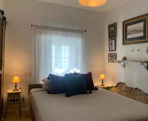 Casa Del Fogón, En La Calle Del Castillo