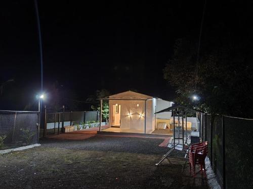 Φωτογραφία από το άλμπουμ του Comfort Backwater Villa σε Wādhiware