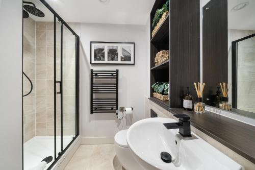 Luxury Waterfront Apartment - Liverpool City Centre - Sleeps 4 photo 12