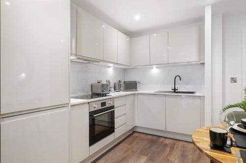 Luxury Waterfront Apartment - Liverpool City Centre - Sleeps 4 photo 17