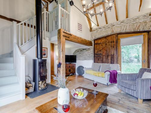 Posezení v ubytování The Threshing Barn - Hssw