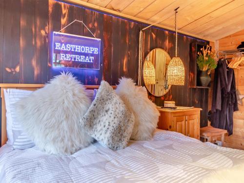 Easthorpe Retreatにあるベッド
