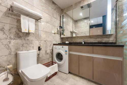 Koupelna v ubytování JunHome International Apartment-Beijing Rd A-mall