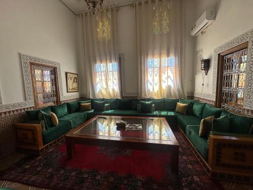Riad Damia Suite & Spaにあるシーティングエリア