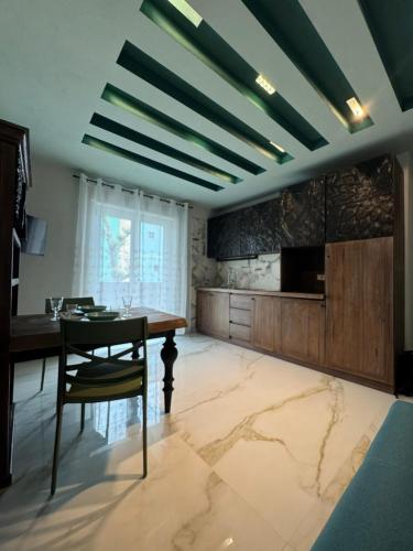 Η κουζίνα ή μικρή κουζίνα στο Paradisea club and residences