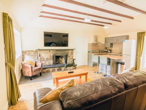 Dapur atau dapur kecil di Keepers Cottage - Uk30246