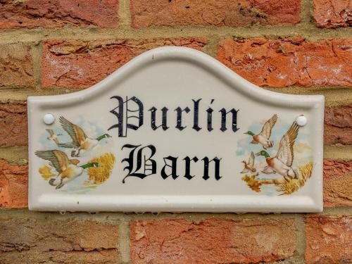 Certifikát, hodnocení, plakát nebo jiný dokument vystavený v ubytování Purlin Barn - E3867