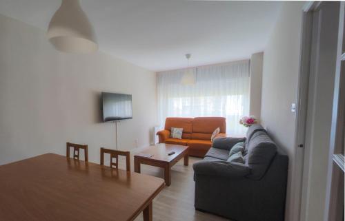 AMPLIO APARTAMENTO EN BURELA