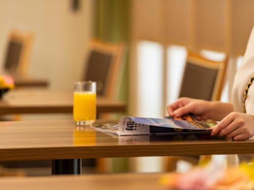 Opciones de desayuno para los huéspedes de Mitsui Garden Hotel Kumamoto