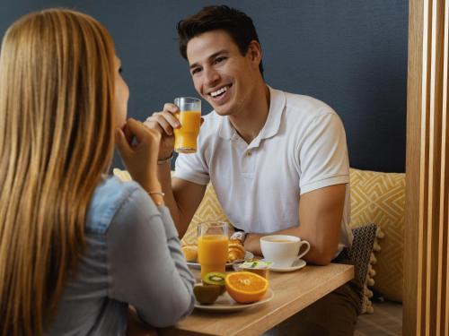 Φαγητό σε αυτό το ξενοδοχείο διαμερισμάτων ή κάπου εκεί κοντά