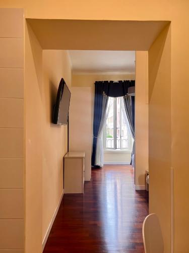 Manrique home
