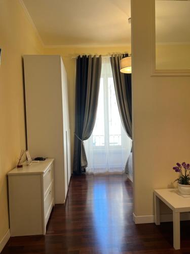 Manrique home