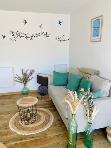 Khu vực ghế ngồi tại Le Nid Marin