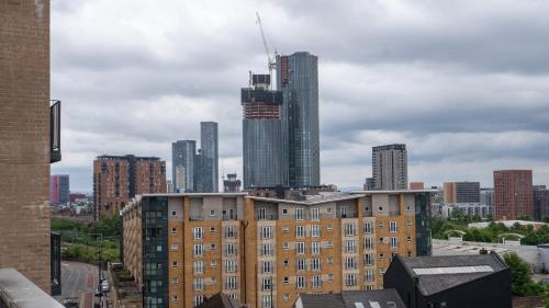 Ein allgemeiner Blick auf Manchester oder ein Stadtblick von der Ferienwohnung aus