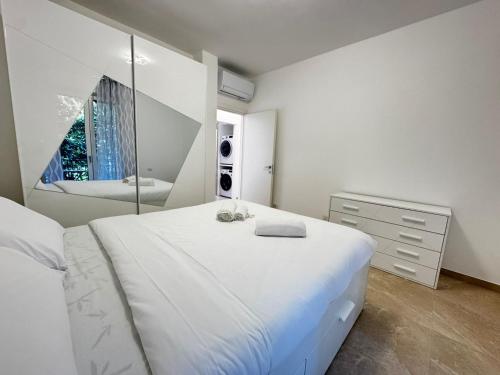 2 bedrooms, wifi, airco, near San Siro by Kibilù Affitti Brevi