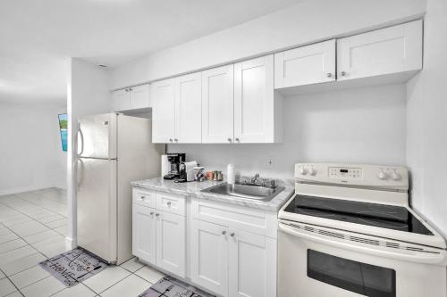 Costerra Miami 2BR Near Airport photo 32