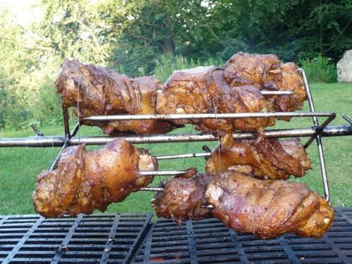 Attrezzature per barbecue disponibili per gli ospiti dell'affittacamere