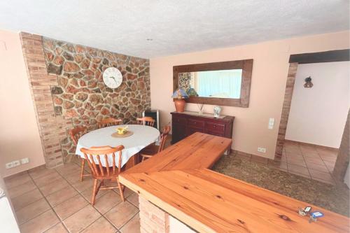 Gallery image of La Barbacoa, un chalet cerca del mar y la piscina - La Barbacoa, Villa Sabrina Resort in Perelló
