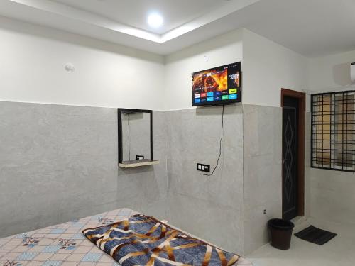 Imagen de la galería de SWASTIK STAY AC and Non Ac Rooms, en Raigīr