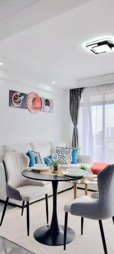 Posezení v ubytování Indesign makumbi Apartment
