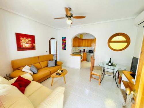 Casa Blanca- Charming Spanish Villa with Pool