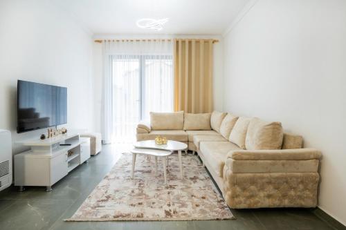 STAYBLVD Apartment-Free Parking