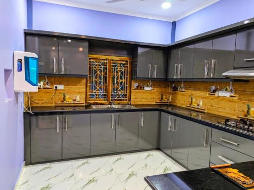 Η κουζίνα ή μικρή κουζίνα στο Havanaa Rest House