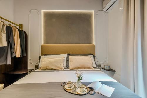 Colosseum 1 Min Design Apt with Private Courtyard